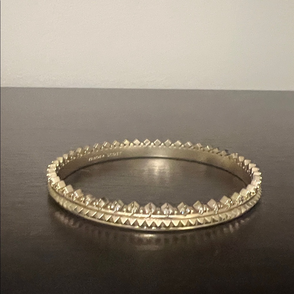 Kendra Scott bracelet